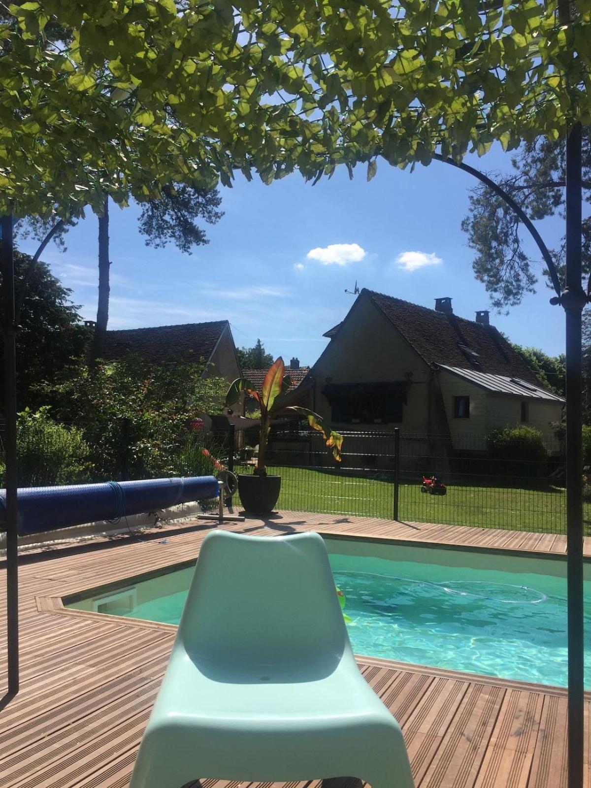 Le Refuge De Valprofonde Villa Villeneuve-sur-Yonne Eksteriør bilde