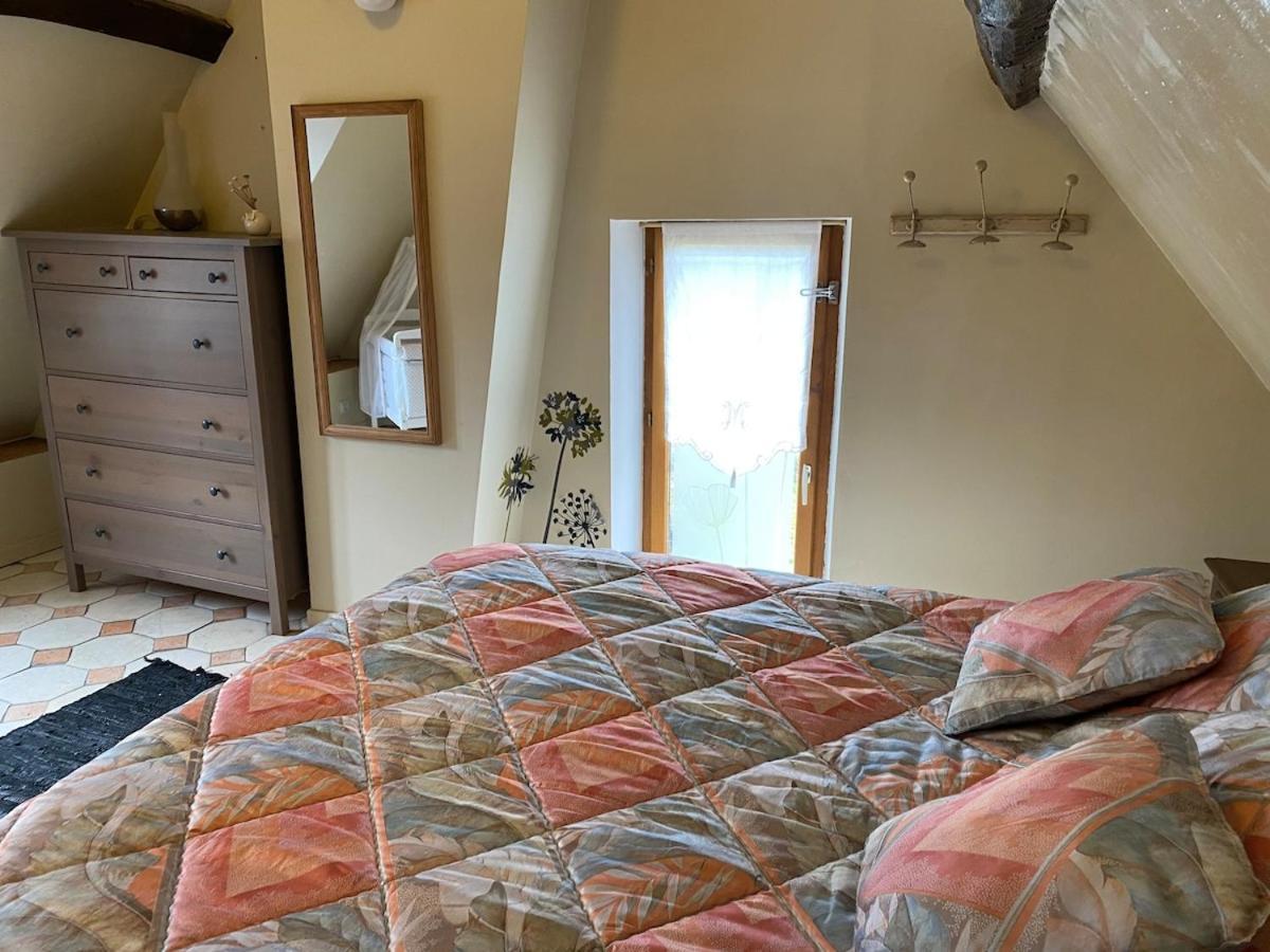 Le Refuge De Valprofonde Villa Villeneuve-sur-Yonne Eksteriør bilde